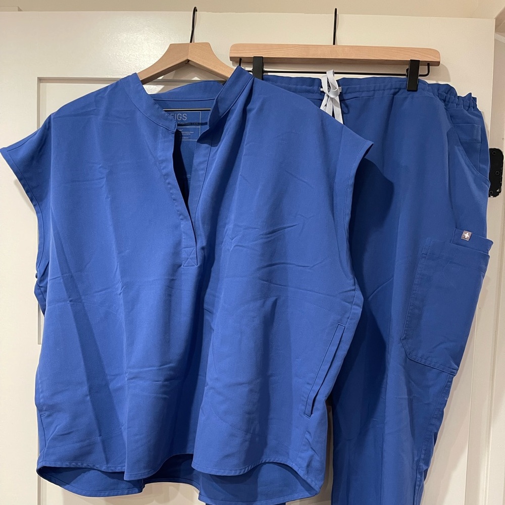 Figs Denim Rafaela top and Yola pants XXL - Picture 3 of 5